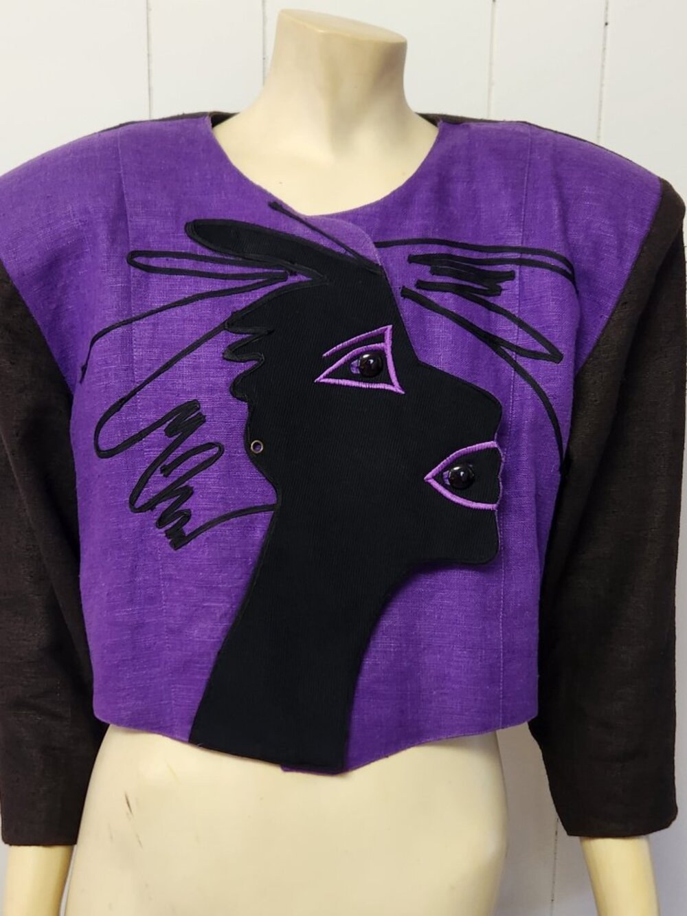 wild 1980s jacket L women's sculpted face black purple